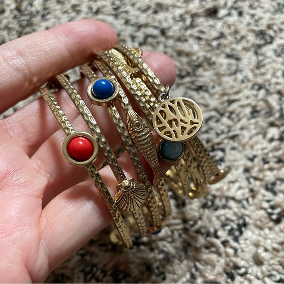 Goldtone Lilly Pulitzer bangle bracelet set 8 bangles shells fish - Picture 10 of 10